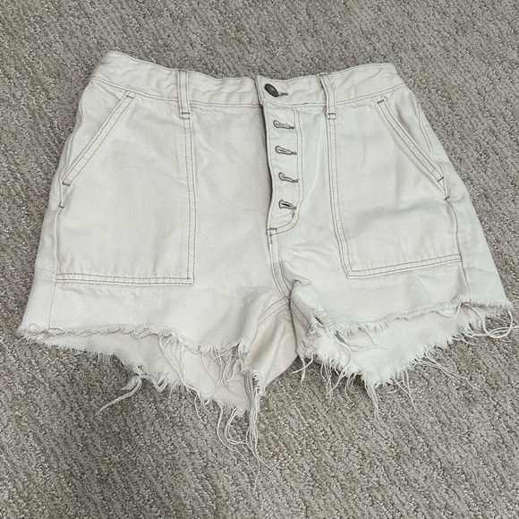 Shorts - Picture 1 of 2